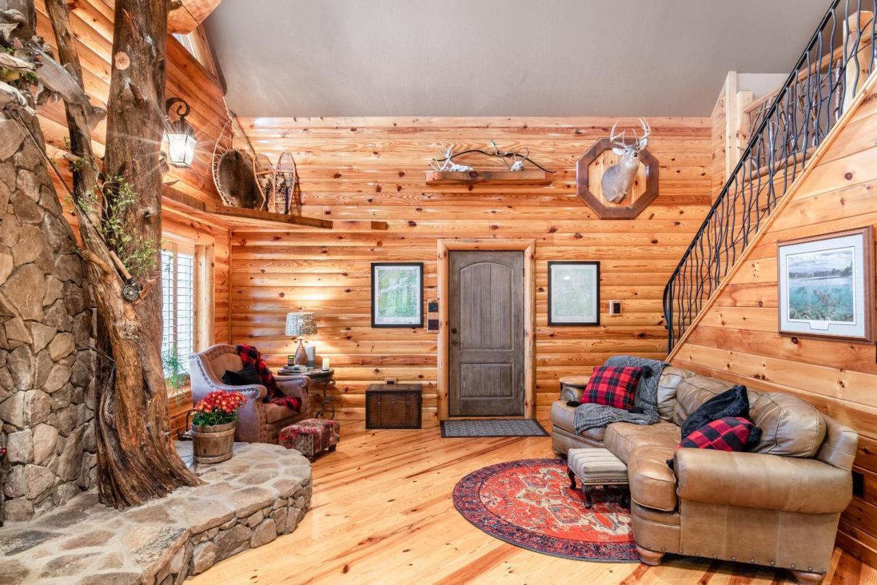 Iron Mountain Lodge - Beautiful Cabin With Forest & Mountain Views! Butler Eksteriør bilde