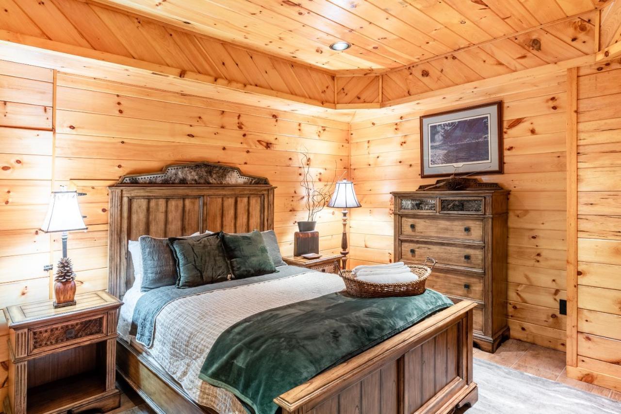 Iron Mountain Lodge - Beautiful Cabin With Forest & Mountain Views! Butler Eksteriør bilde
