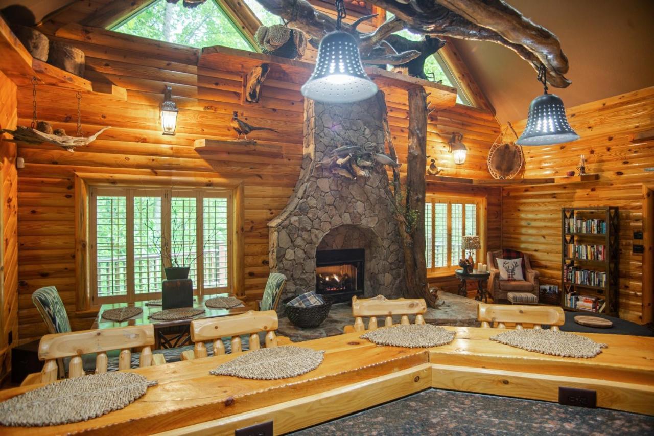 Iron Mountain Lodge - Beautiful Cabin With Forest & Mountain Views! Butler Eksteriør bilde