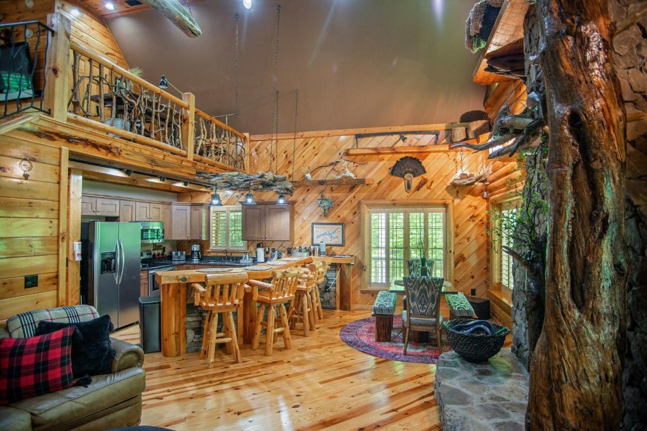 Iron Mountain Lodge - Beautiful Cabin With Forest & Mountain Views! Butler Eksteriør bilde
